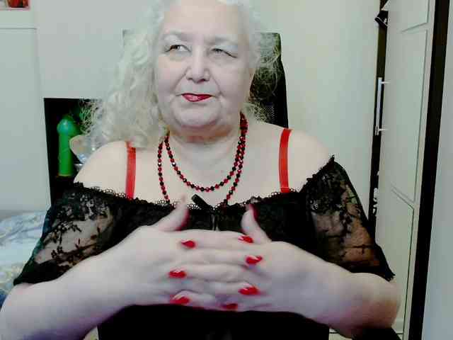GrannyWants webcam