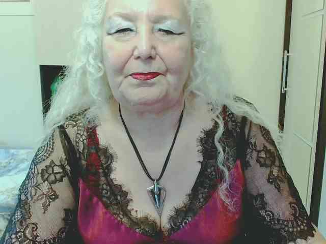 Model: GrannyWants