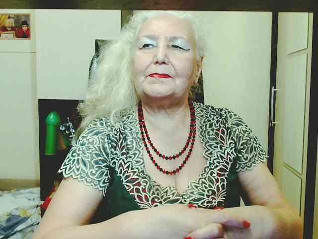 Model: GrannyWants