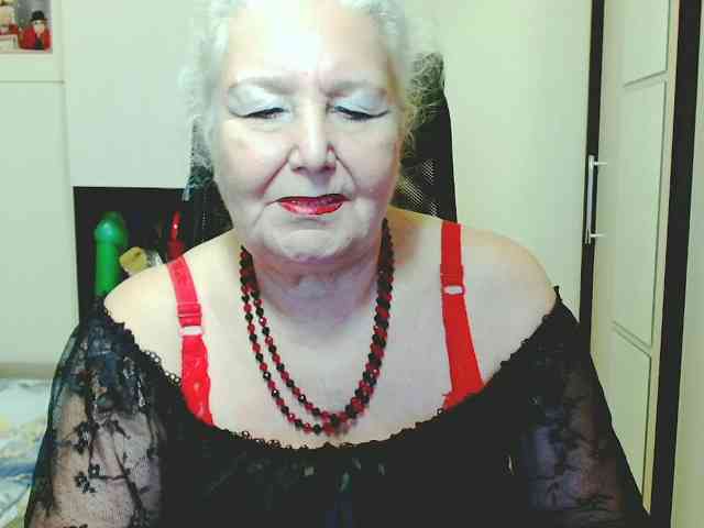 Model: GrannyWants