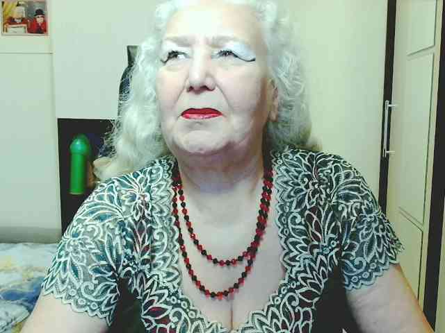 Model: GrannyWants