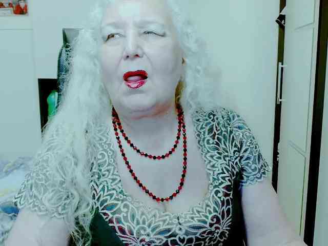 GrannyWants webcam