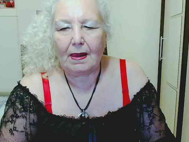 GrannyWants webcam
