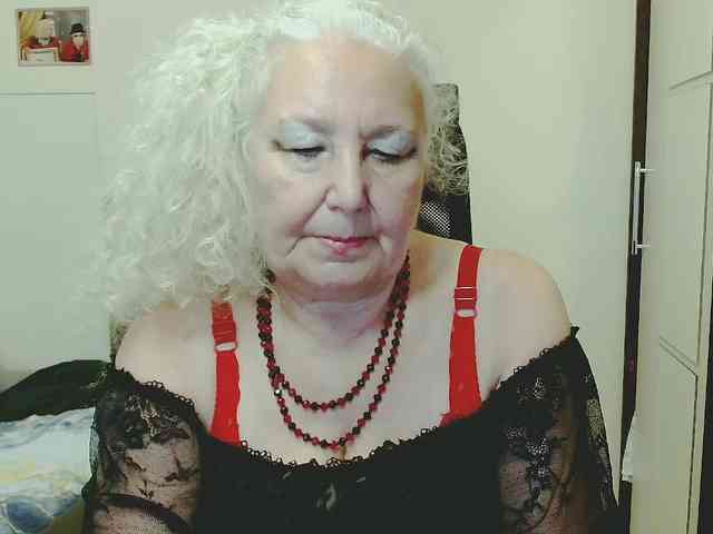 Model: GrannyWants