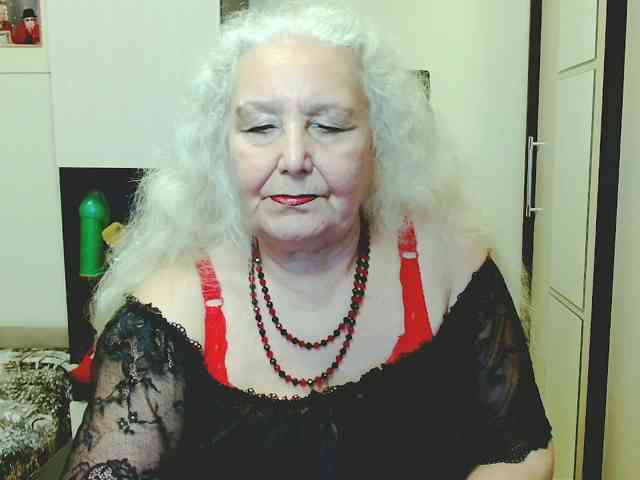 Model: GrannyWants