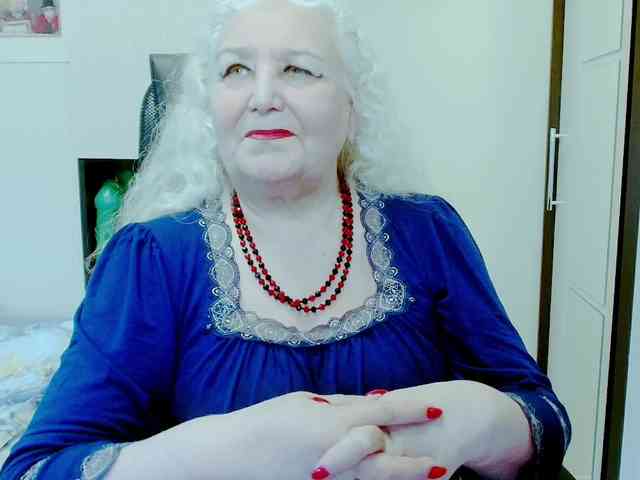 Model: GrannyWants
