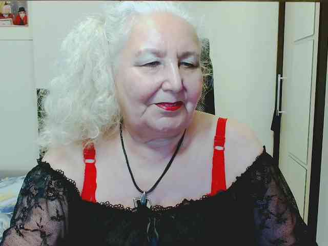 Model: GrannyWants