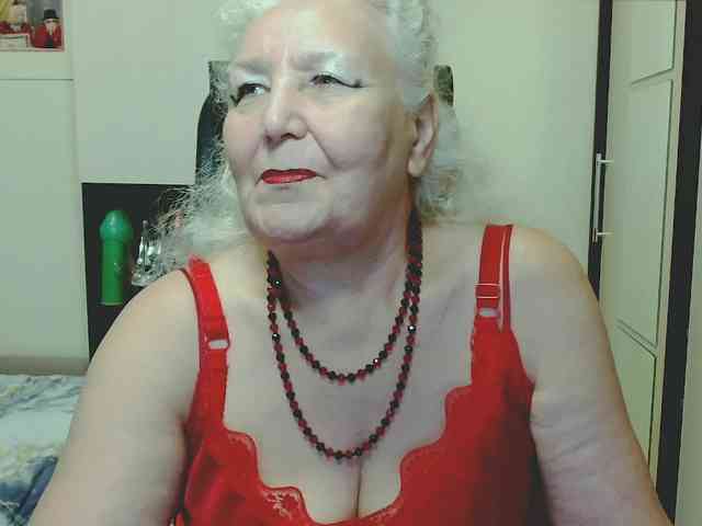 GrannyWants webcam