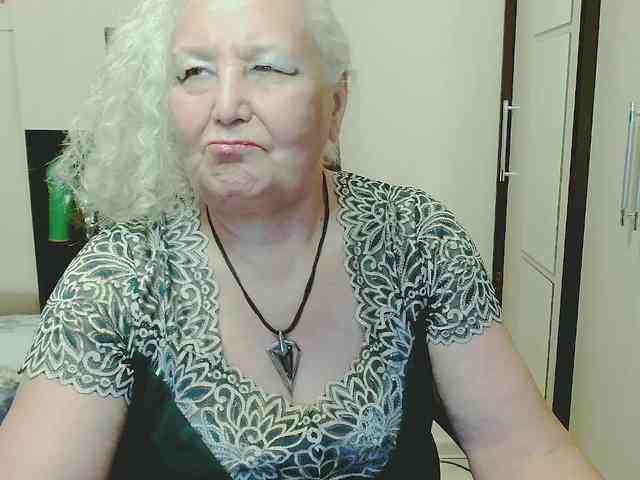 Model: GrannyWants