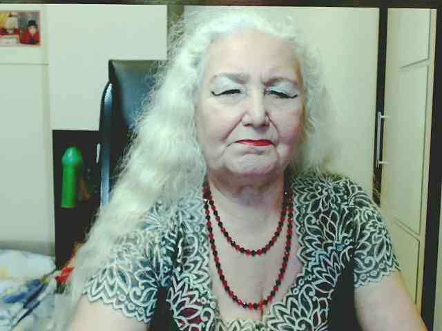 Model: GrannyWants