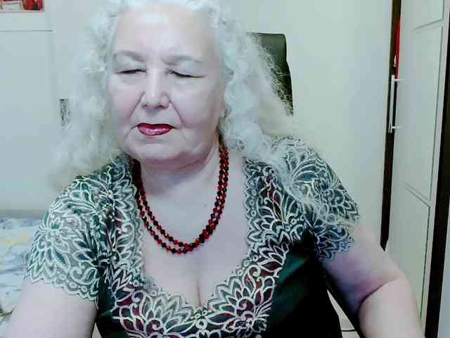 GrannyWants webcam