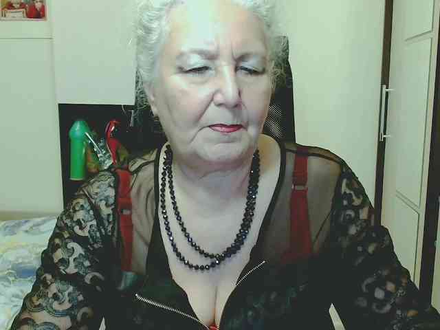 Model: GrannyWants