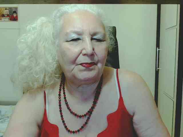 Model: GrannyWants