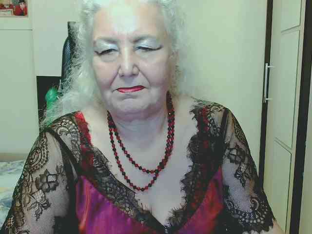 GrannyWants webcam