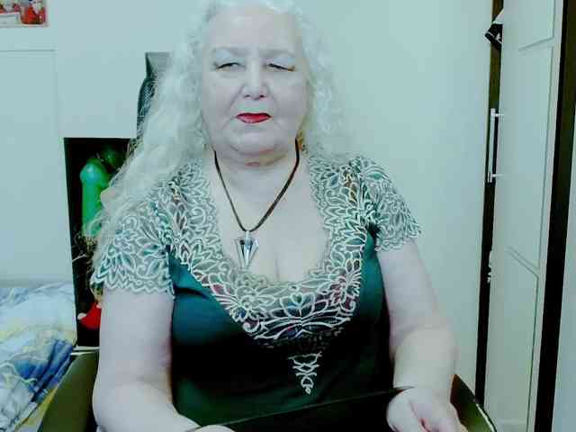 GrannyWants webcam
