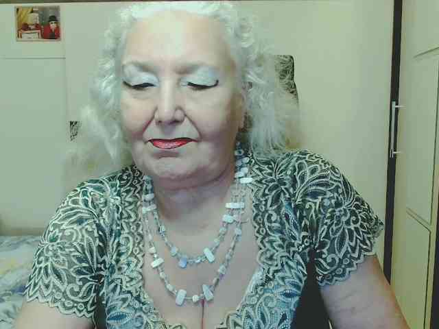 Model: GrannyWants