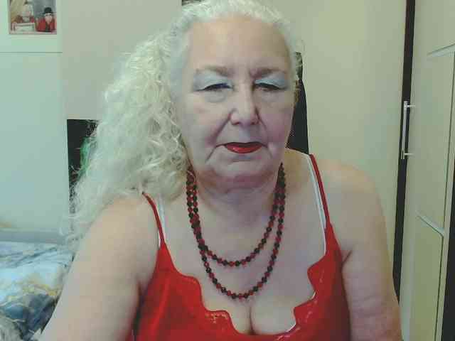 grannywants Live Webcam on BongaCams
