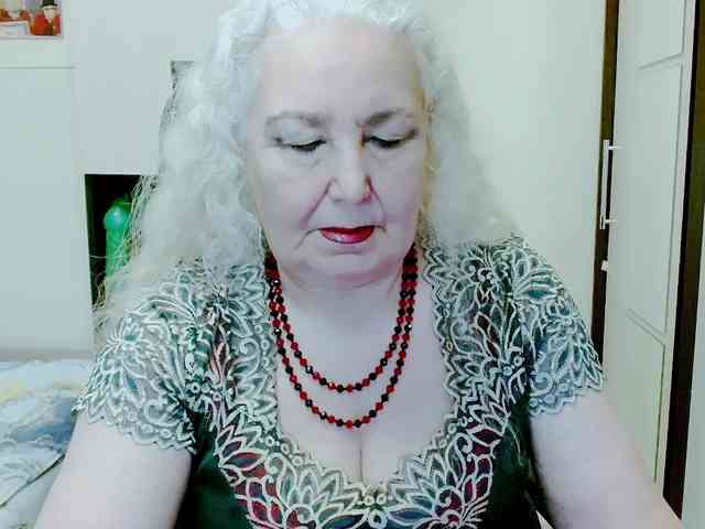 GrannyWants webcam