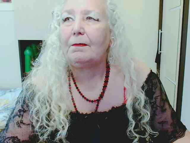 Model: GrannyWants