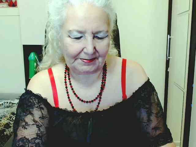 Model: GrannyWants
