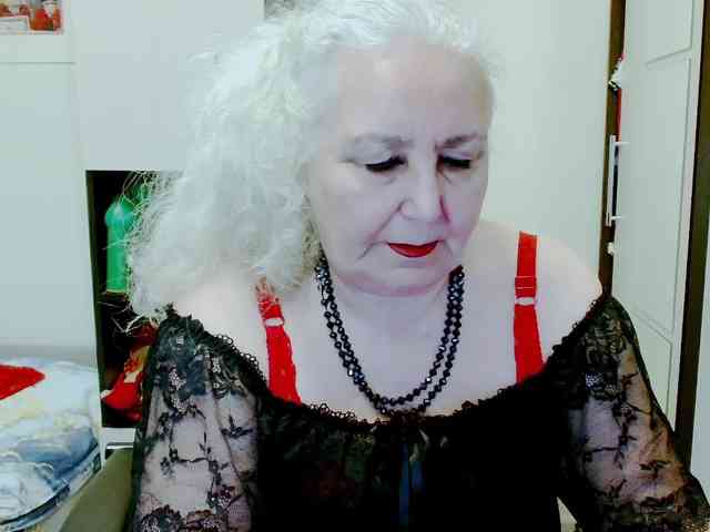 Model: GrannyWants