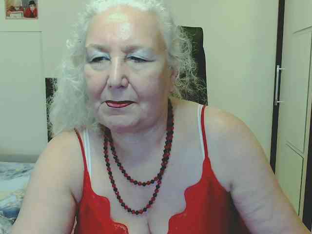 Model: GrannyWants