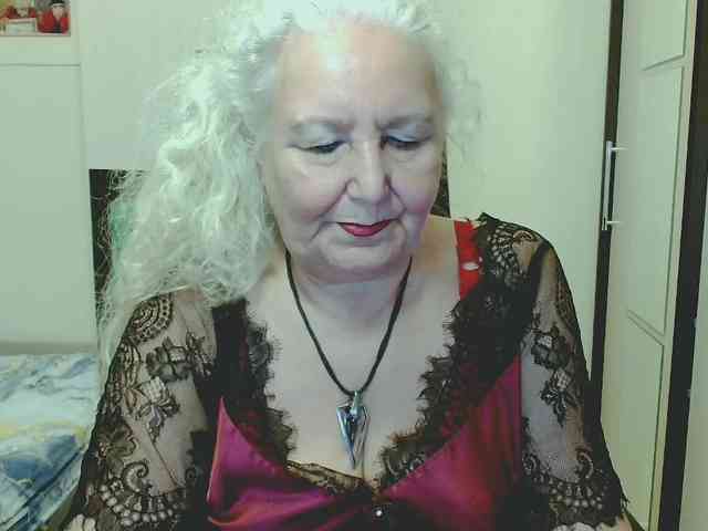 Model: GrannyWants