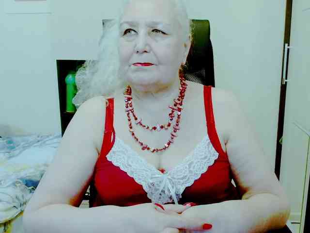 Model: GrannyWants