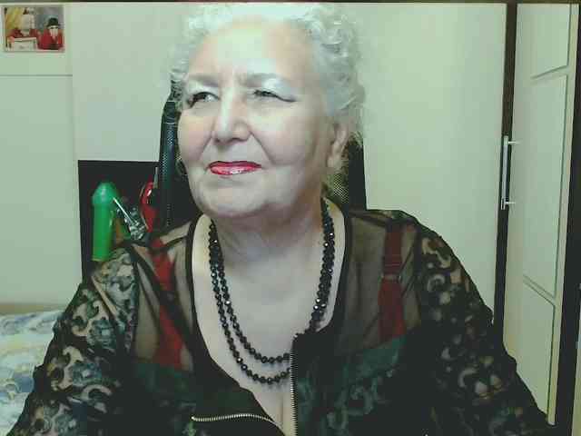 Model: GrannyWants