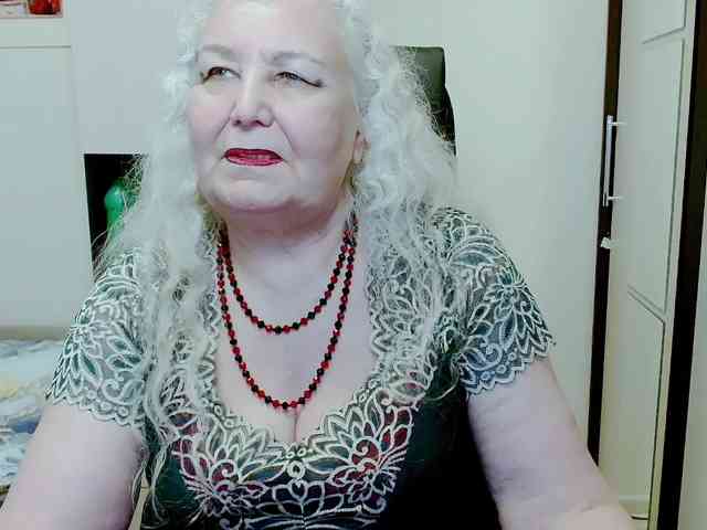 Model: GrannyWants