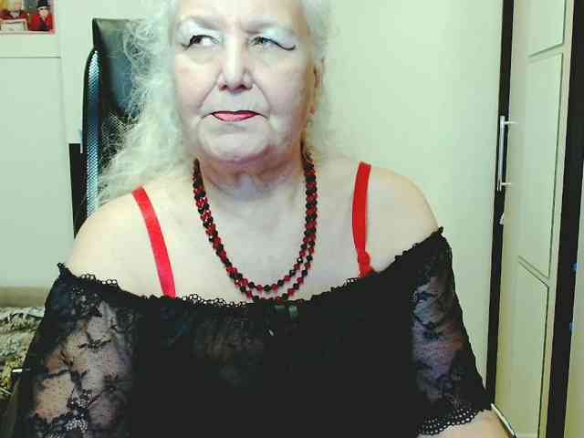 grannywants's live room
