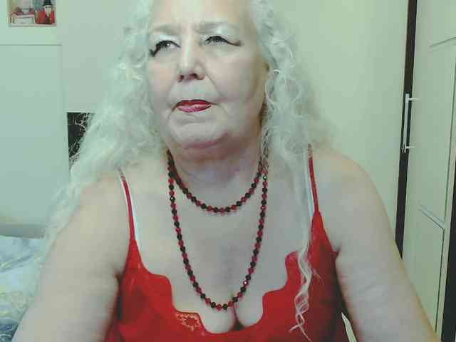 Model: GrannyWants