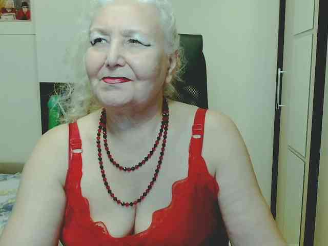 Model: GrannyWants