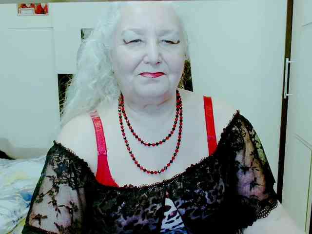 GrannyWants webcam