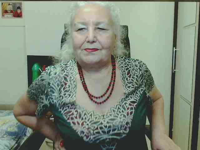 Model: GrannyWants