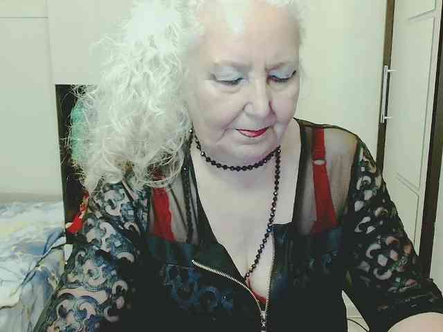 Model: GrannyWants
