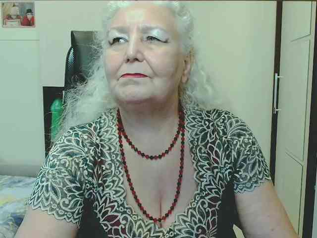 GrannyWants webcam