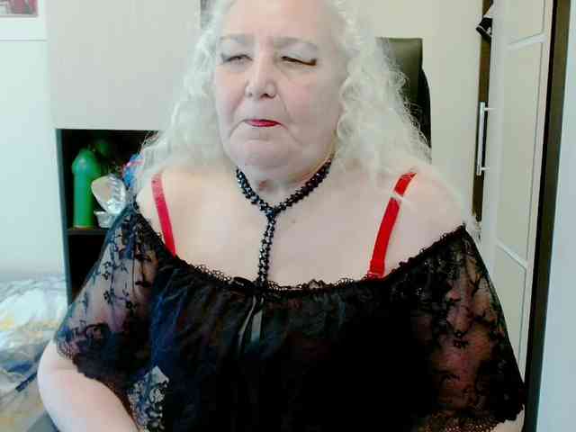 grannywants Live Webcam on BongaCams
