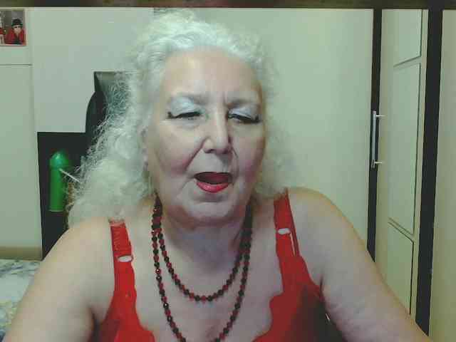 GrannyWants webcam