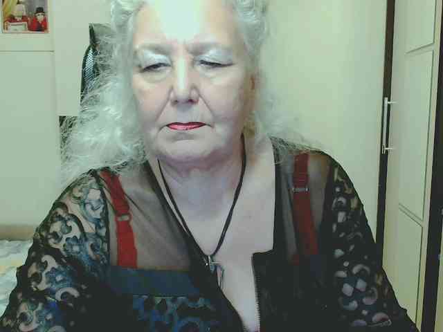 Model: GrannyWants