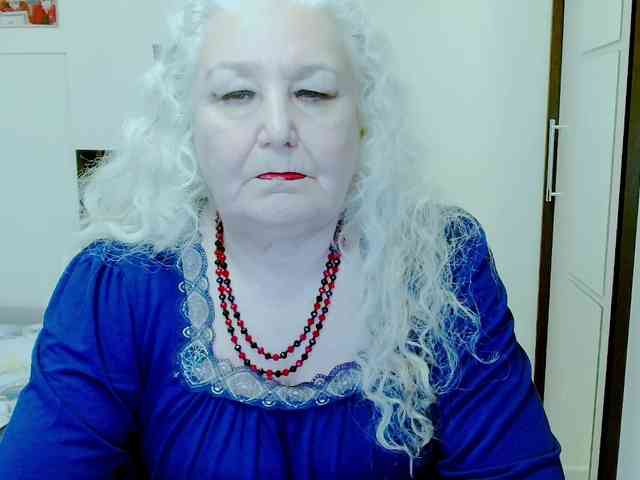 Model: GrannyWants