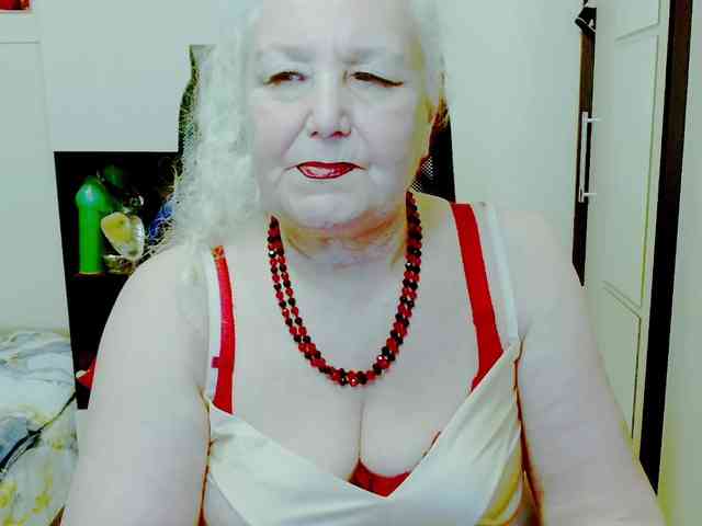 Model: GrannyWants