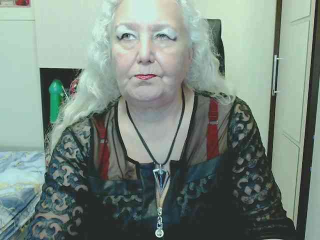 Model: GrannyWants
