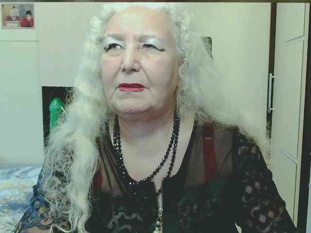 Model: GrannyWants