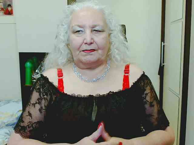Model: GrannyWants