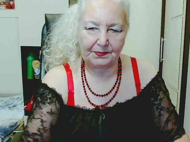 Model: GrannyWants