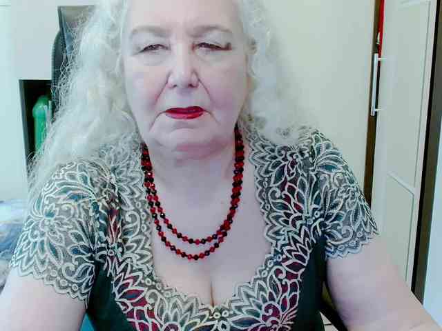 Model: GrannyWants