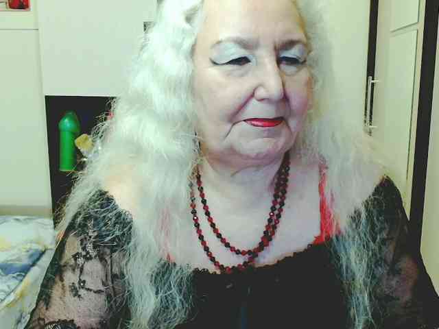 Model: GrannyWants