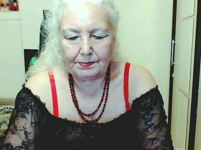 Model: GrannyWants