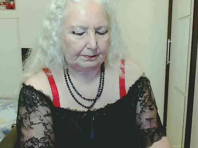 Model: GrannyWants